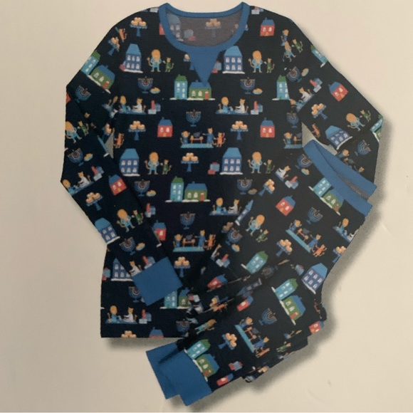 HANUKKAH LIONS PRINT WOMEN PJ SET - Picture 2 of 4